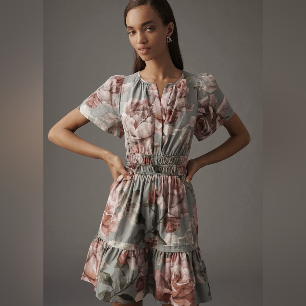 Loverly Grey x Anthropologie: The Somerset
Mini Dress size L